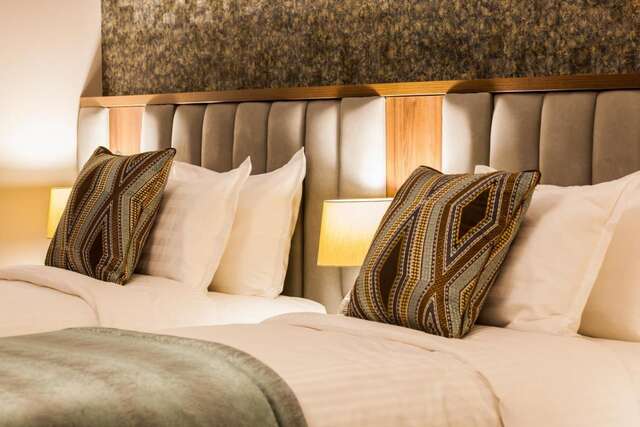 Отель Amber Springs Hotel Гори-5