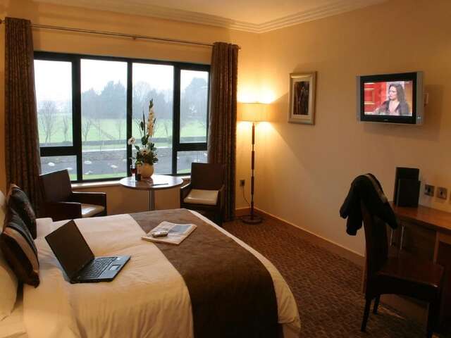 Отель Amber Springs Hotel Гори-40